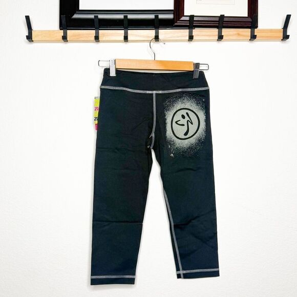 Zumba NWT! Outta My Space Capri Leggings Black High-Performance Activewear - Picture 3 of 7